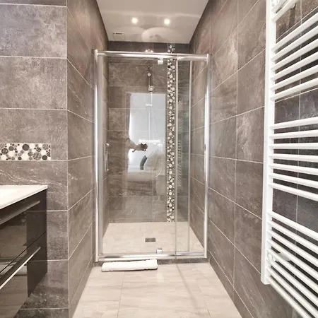Appartement Cannes Centre *