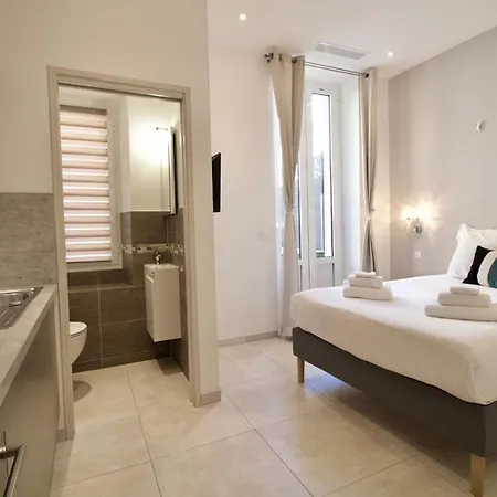 Chic 4 Room Apartment In The Heart Of Cannes Amazing Terrace! Apartment *