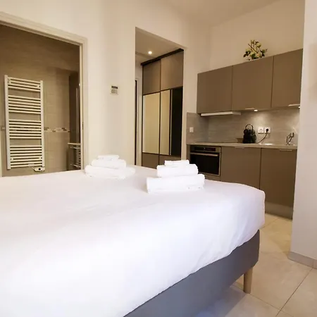 Apartment Chic 4 Room Apartment In The Heart Of Cannes Amazing Terrace! *