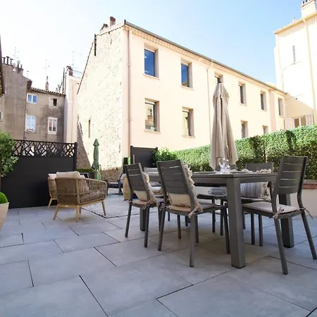 Chic 4 Room Apartment In The Heart Of Cannes Amazing Terrace! * Cannes